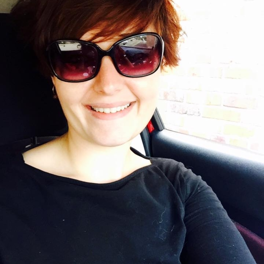 Meet your Posher, Danielle